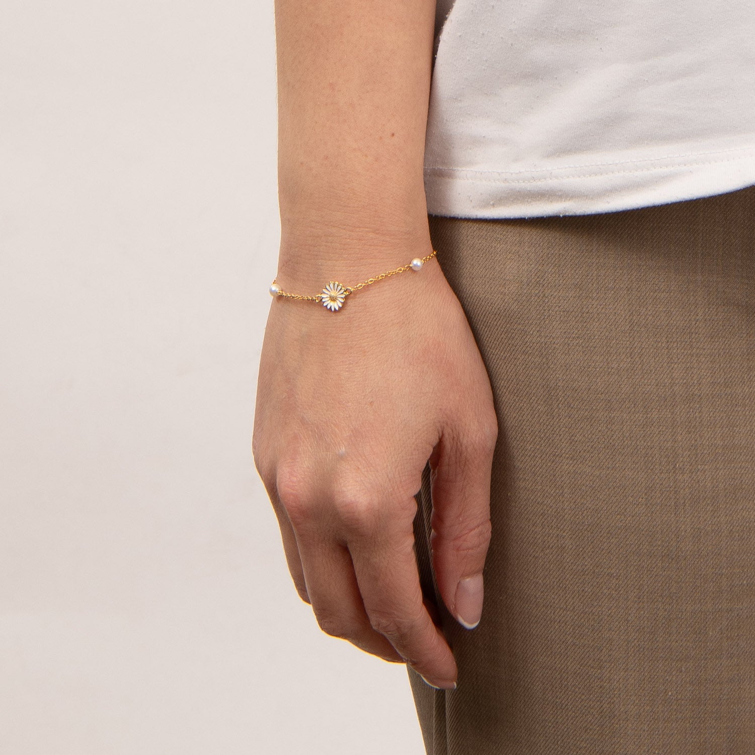 DETAIL242592